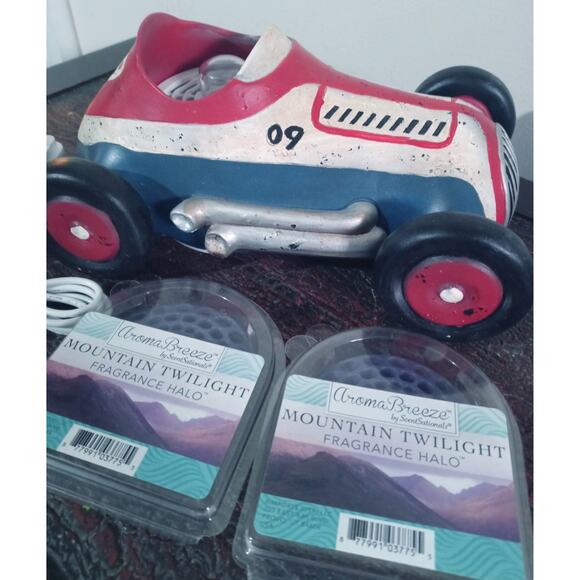 Aroma Breeze by Scentsationals Fragance Cafe Racer Car Fan w/2 Scented Discs - Picture 3 of 7